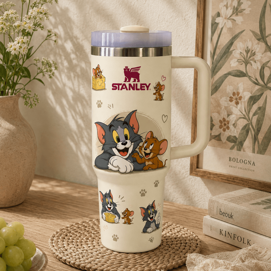 Classic Cat & Mouse Moments Tumbler